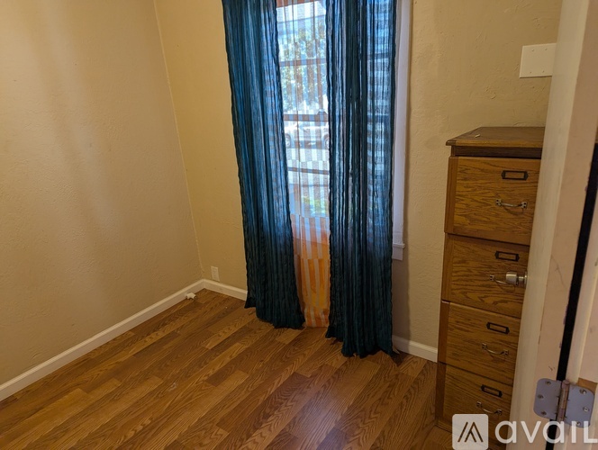 516 Lewis St, Unit 516 Rental photo 4
